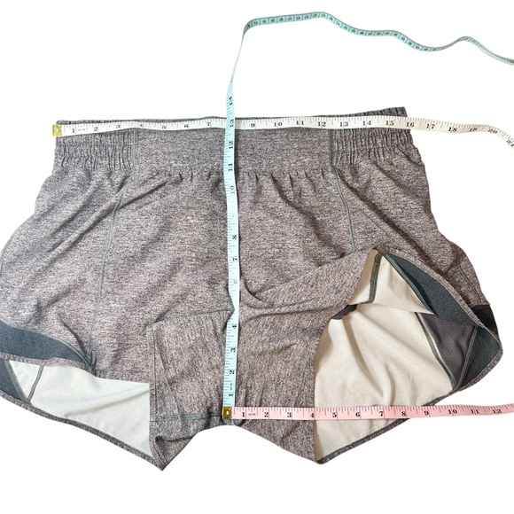 Lululemon Hotty Hot Short 4” High-Rise Long - Size 10 Tall - Picture 14 of 16